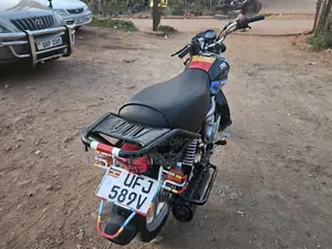 TVS HLX 125 2022 Black