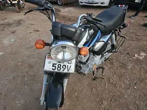TVS HLX 125 2022 Black