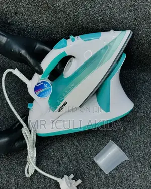 Geepas Cordless/Corded Steam Iron