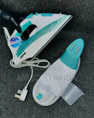Geepas Cordless/Corded Steam Iron