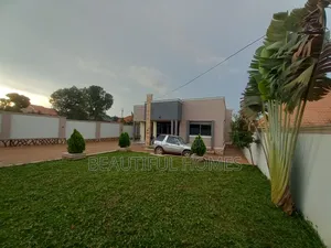 Furnished 4bdrm House in Kira for sale
