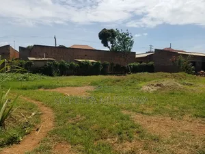 Land at Kiweebwa Town