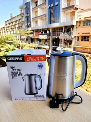 Geepas Gk38028 Water Kettle 2.5ltrs