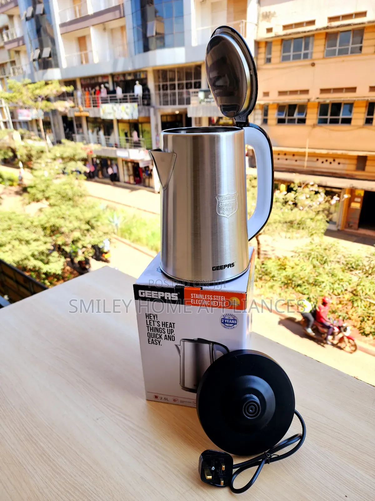 Geepas Gk38028 Water Kettle 2.5ltrs