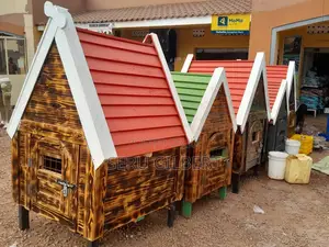 NHHBB Nice Dog House Available