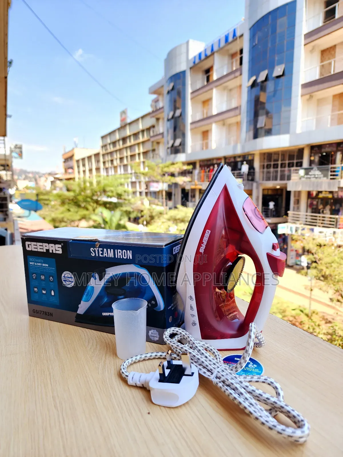 Geepas Gsi 7783N Steam Iron Flat
