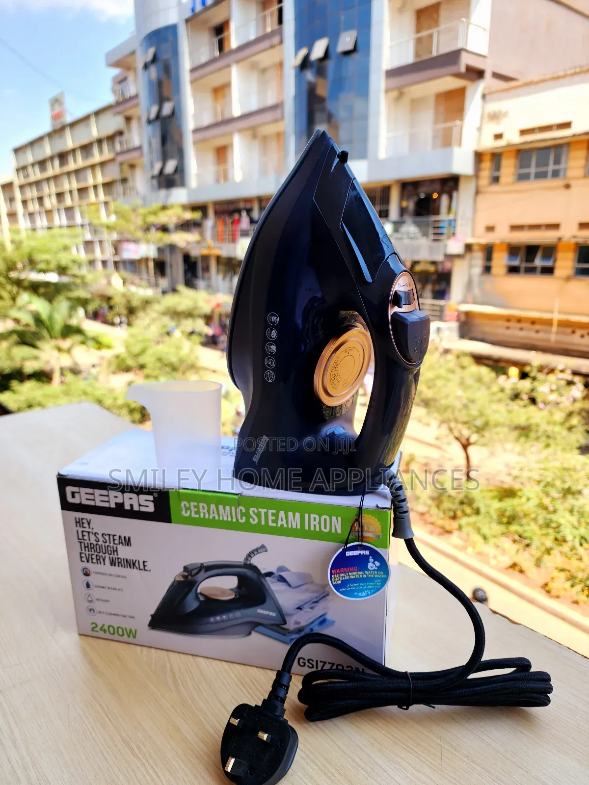 Geepas Steam Iron Flat Black Color