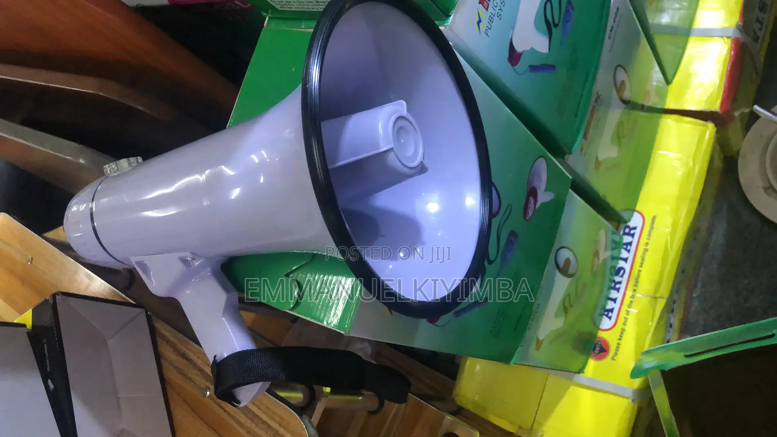 CM-006 Megaphone