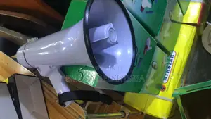 CM-006 Megaphone