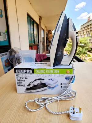 GSI 7788 Geepas Steam Iron Flat