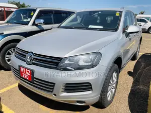 Volkswagen Touareg VR6 Executive 2012 Silver