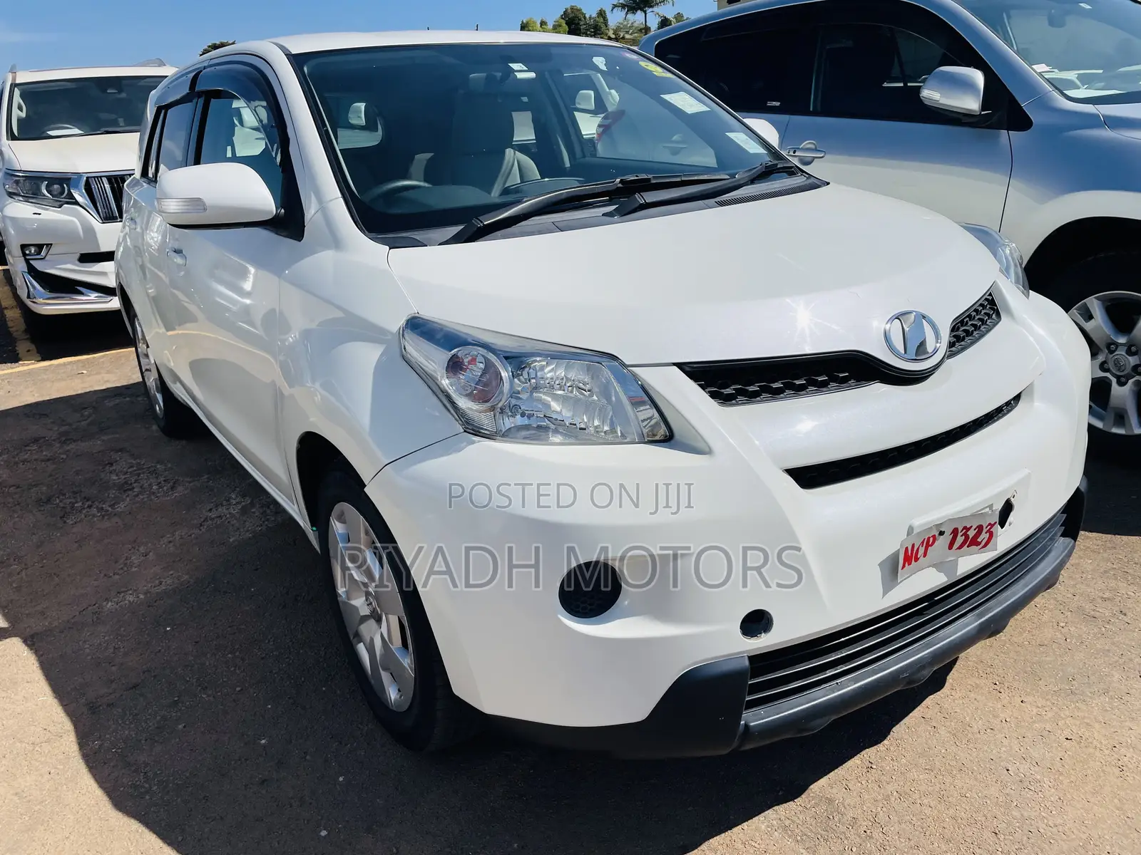 Toyota IST 2012 White