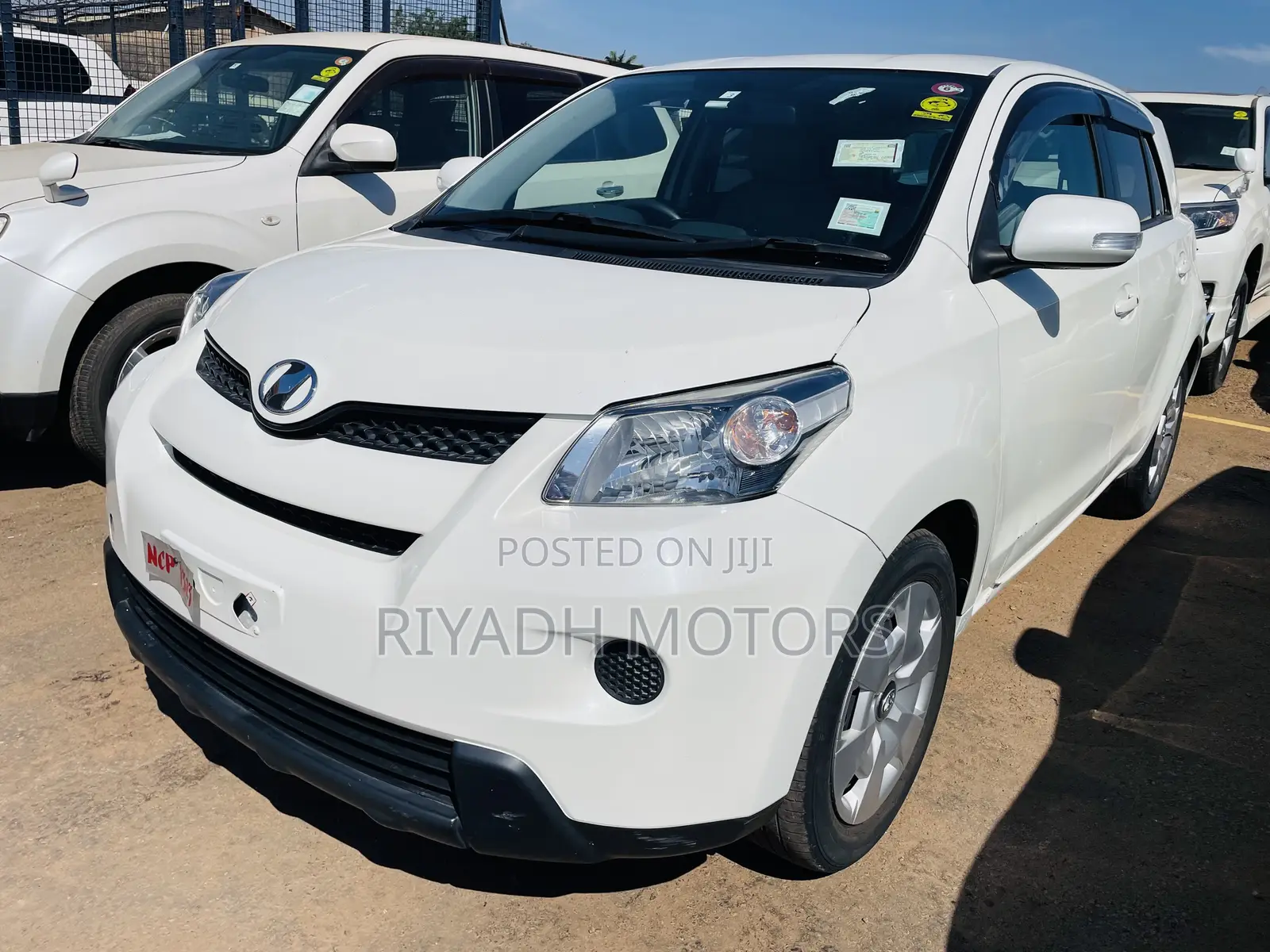 Toyota IST 2012 White