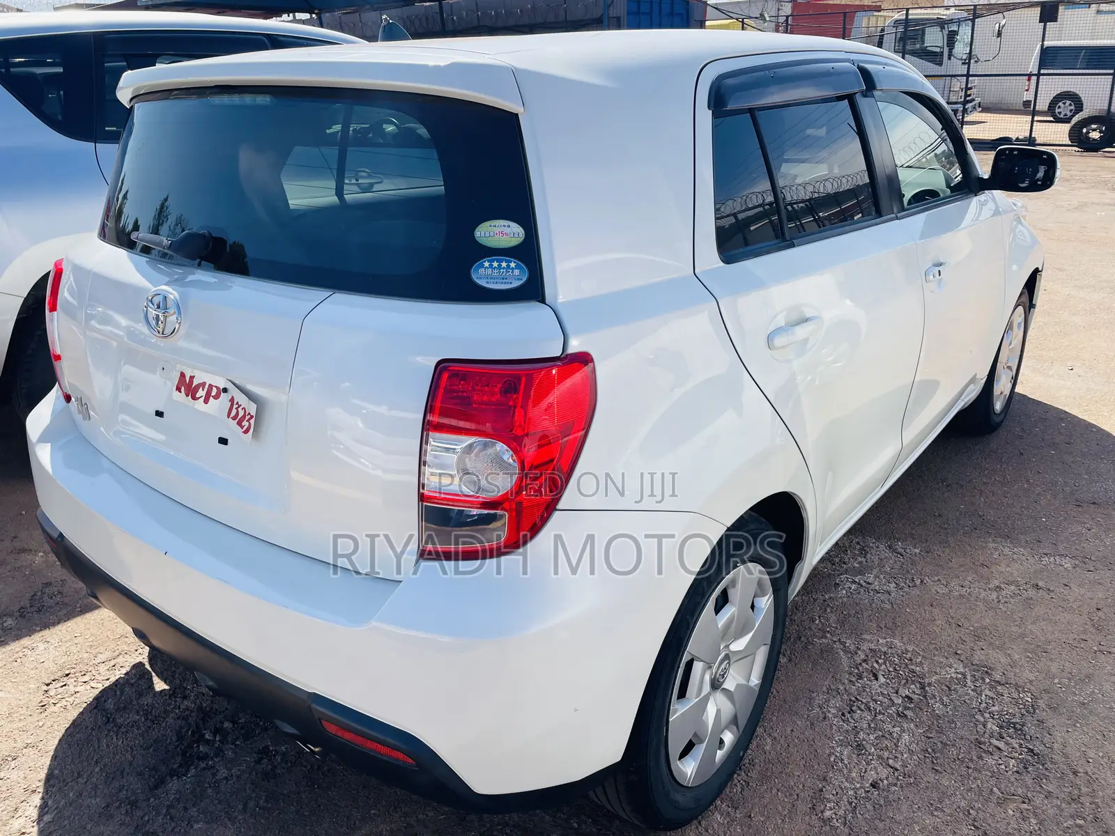 Toyota IST 2012 White