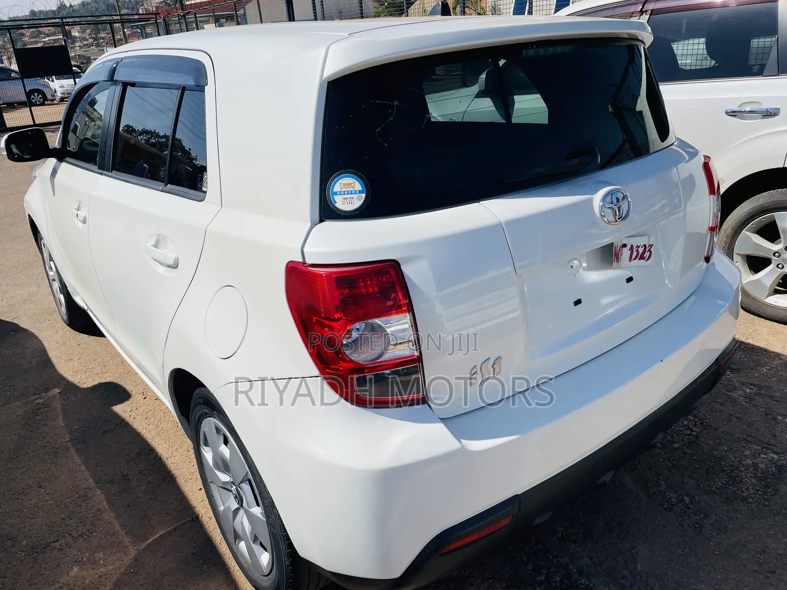 Toyota IST 2012 White