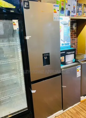 341ltrs Hisense Double Door Refrigerator With a Dispenser