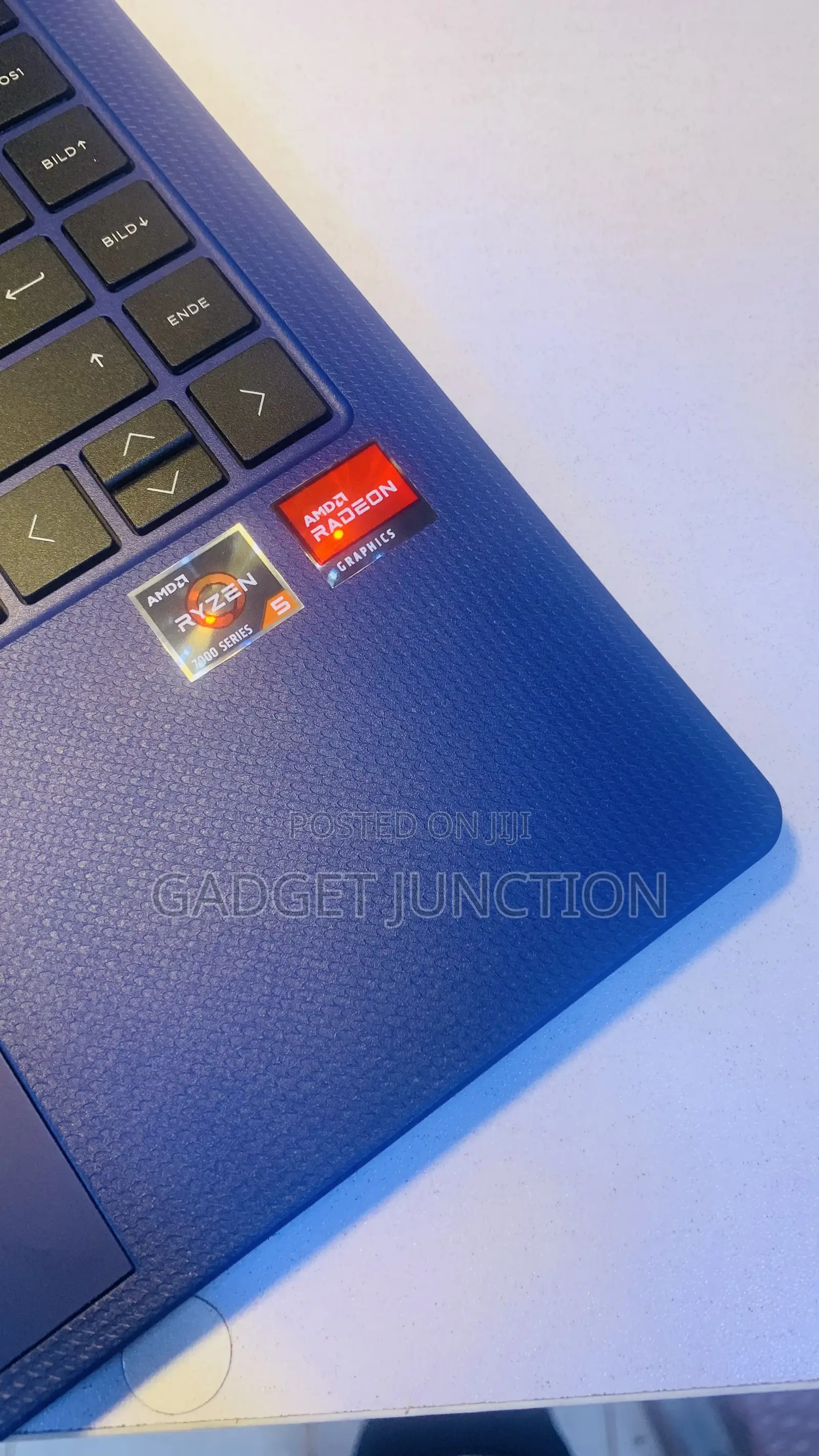 New Laptop HP 14z 8GB AMD Ryzen 5 SSD 256GB