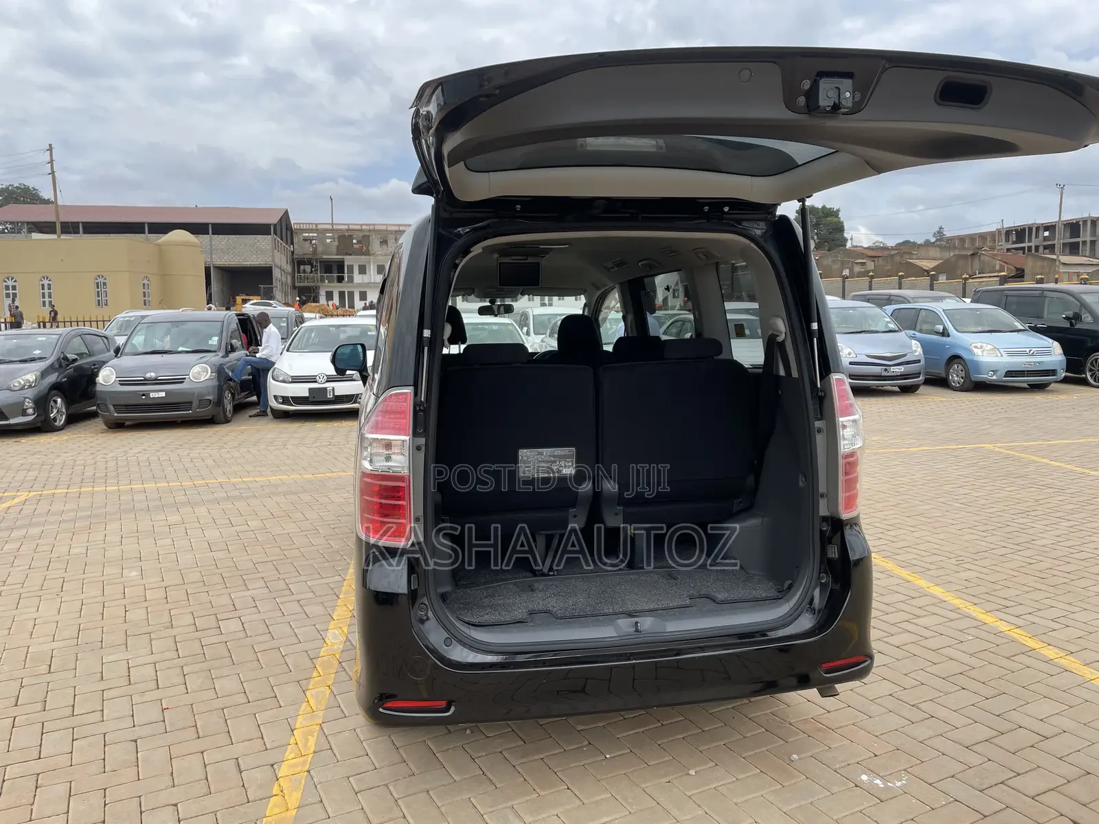 Toyota Noah 2009 Black