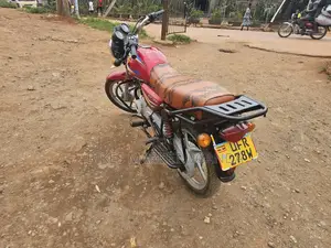 Bajaj Boxer 125 2023 Red