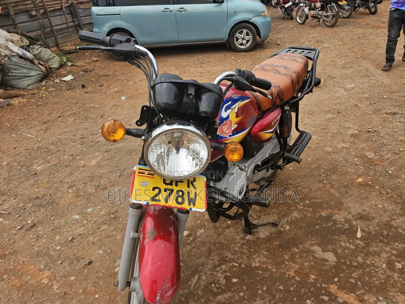 Bajaj Boxer 125 2023 Red