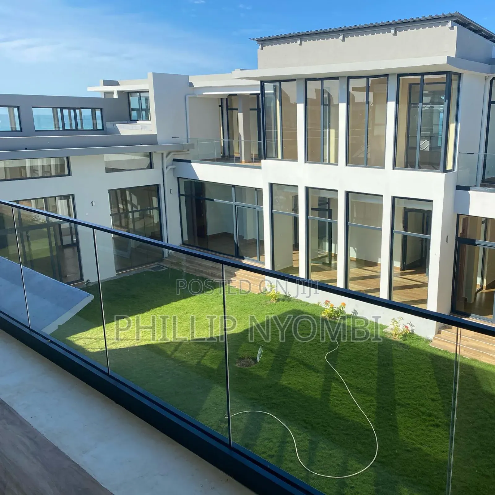 Aluminum Windows and Doors
