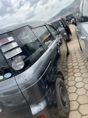 Toyota Sienta 2009 Gray