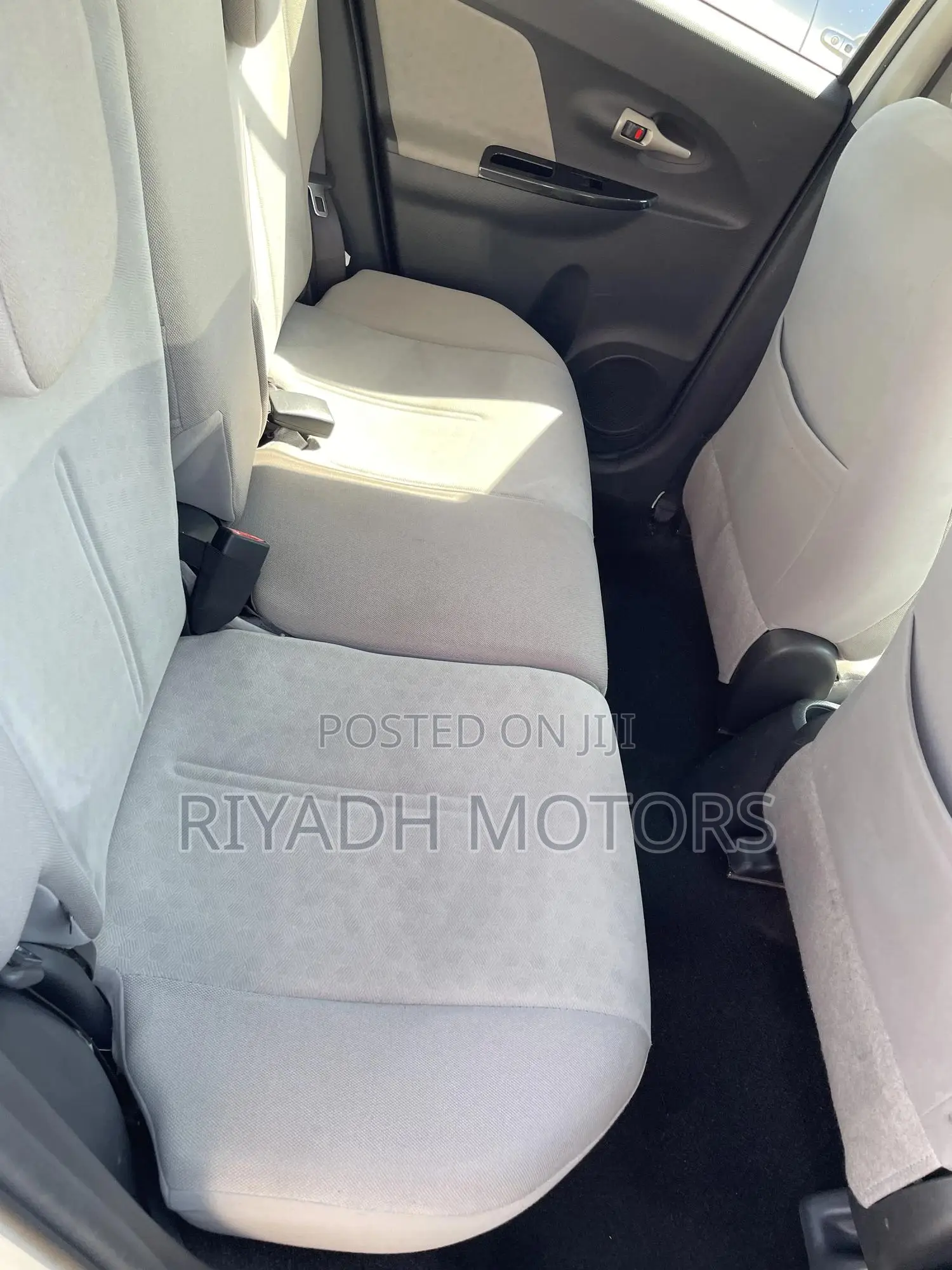 Toyota IST 2012 White