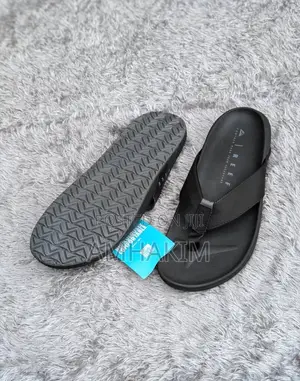 New Men’S Reef Comfortable Sandals in Stock