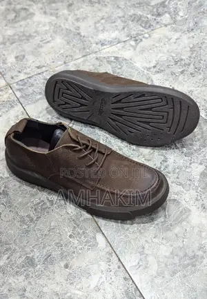 Men’S Clarks Leather Casual Shoes in Stock