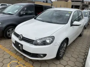Volkswagen Golf 2011 White