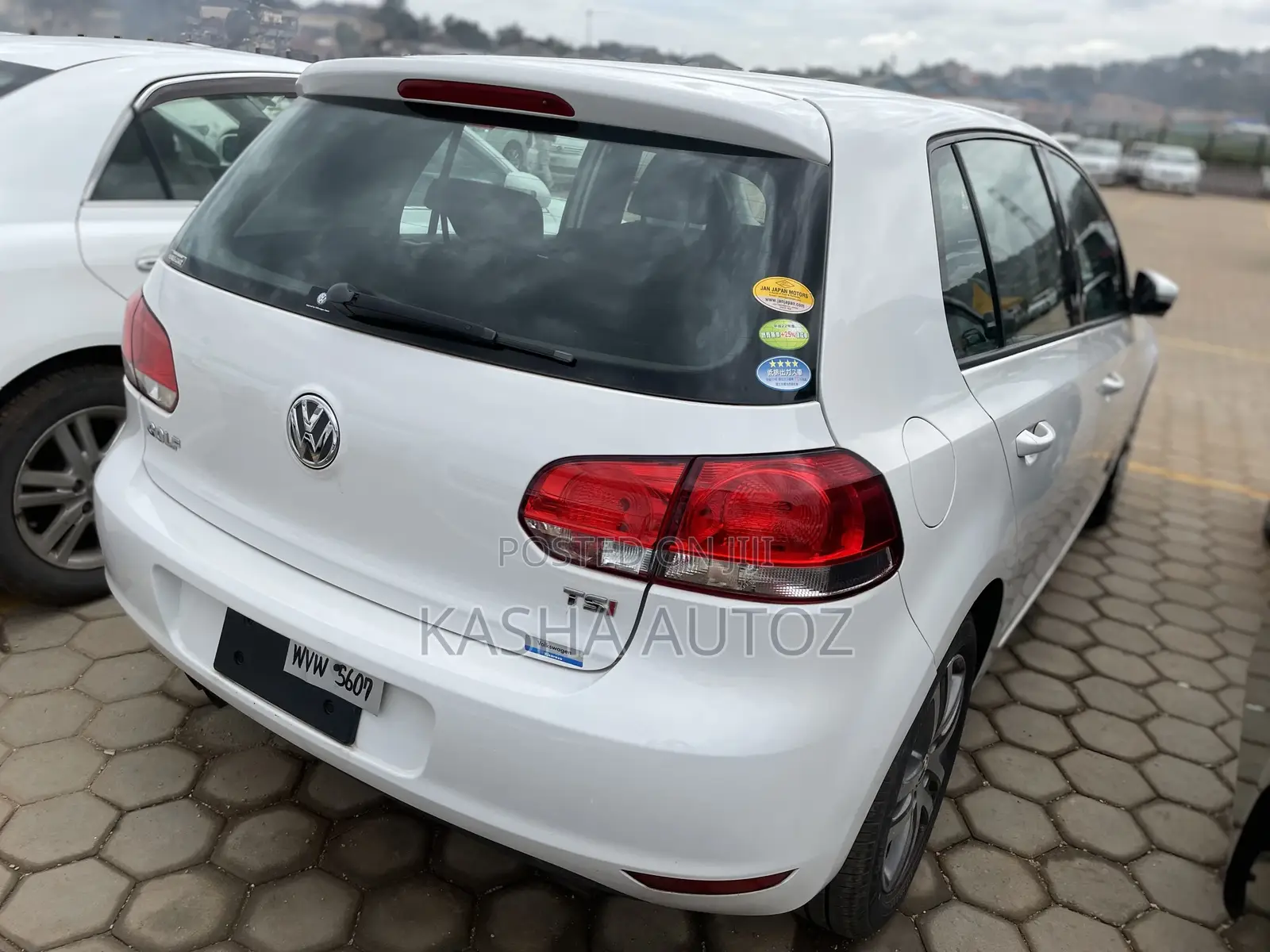Volkswagen Golf 2011 White