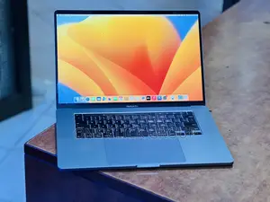 Laptop Apple MacBook Pro 2019 16GB Intel Core i7 SSHD (Hybrid) 512GB