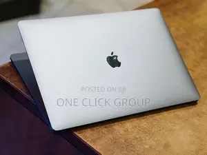 Laptop Apple MacBook Pro 2019 16GB Intel Core i7 SSHD (Hybrid) 512GB