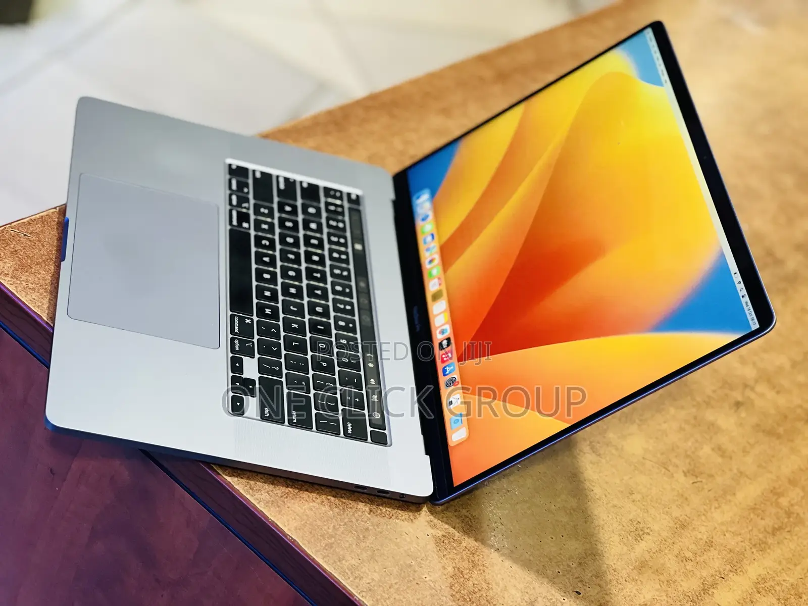 Laptop Apple MacBook Pro 2019 16GB Intel Core i7 SSHD (Hybrid) 512GB