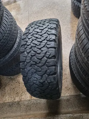 285/60r18 Bf Goodrich Tires in Good Condition
