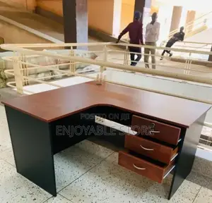 Executive Office Table/Curved Office Table