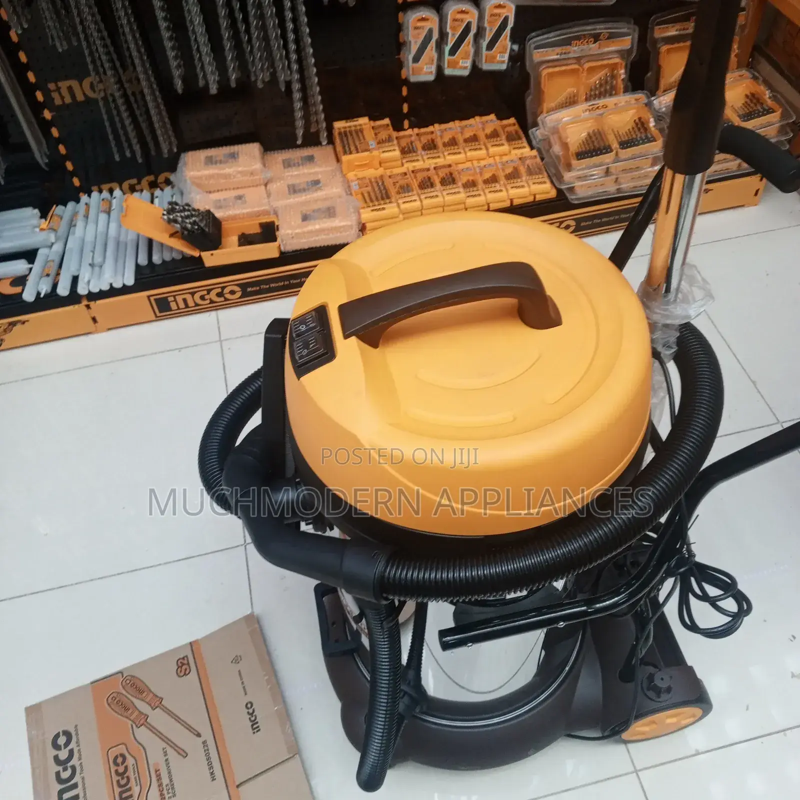 Vacuum Cleaner 75L