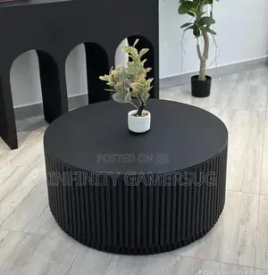 A Classy Marble Centerpiece Available In Different Colors