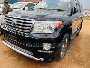 Toyota Land Cruiser 2016 Black