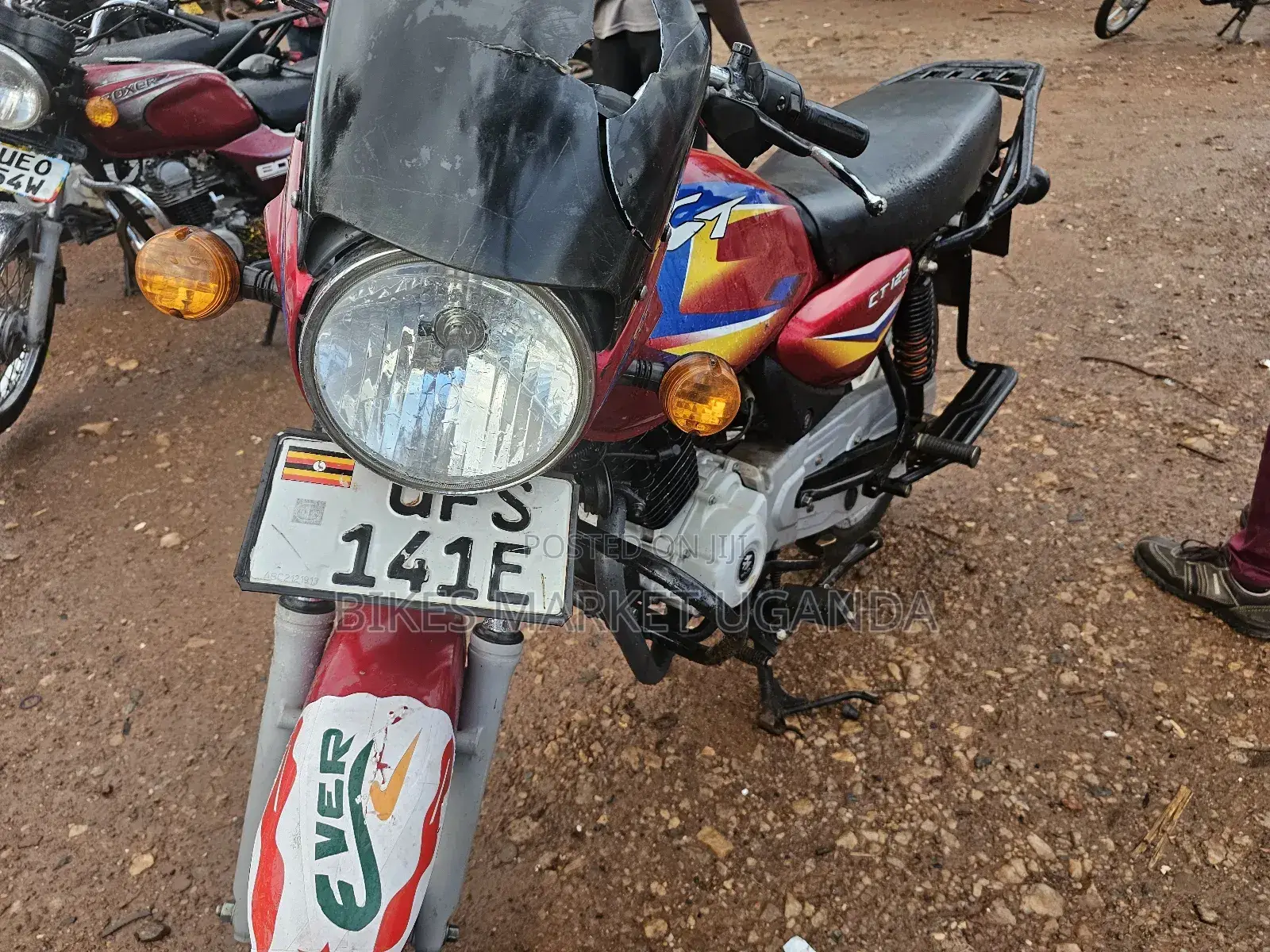 Bajaj Boxer 125 2023 Red