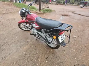 TVS HLX 125 2022 Red