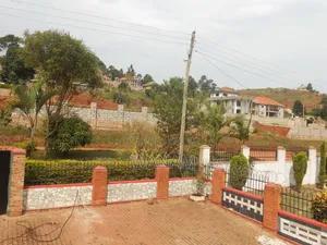 12bdrm Duplex in Bwebajja Akright, Division A for sale