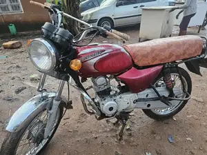 Bajaj Boxer 2017 Red