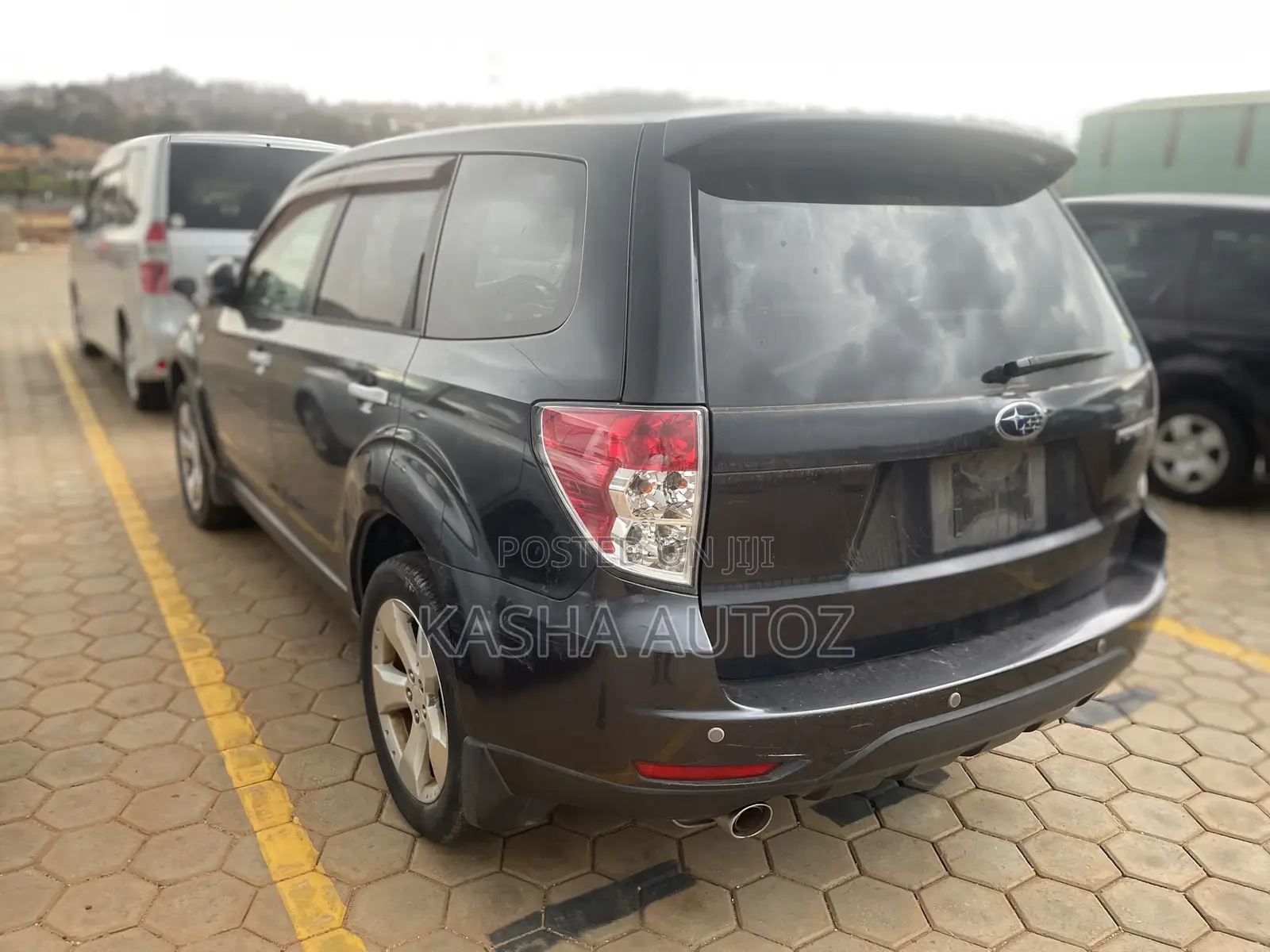 Subaru Forester 2010 Black