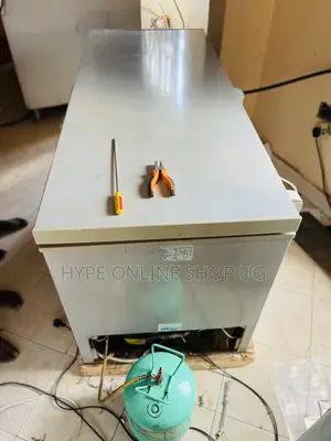 Big Deep Freezer Mechanic