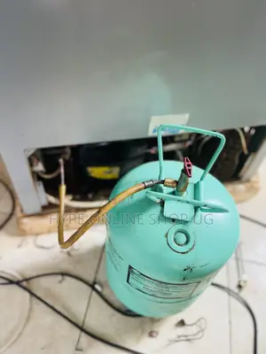 Freezer Fridge Technician