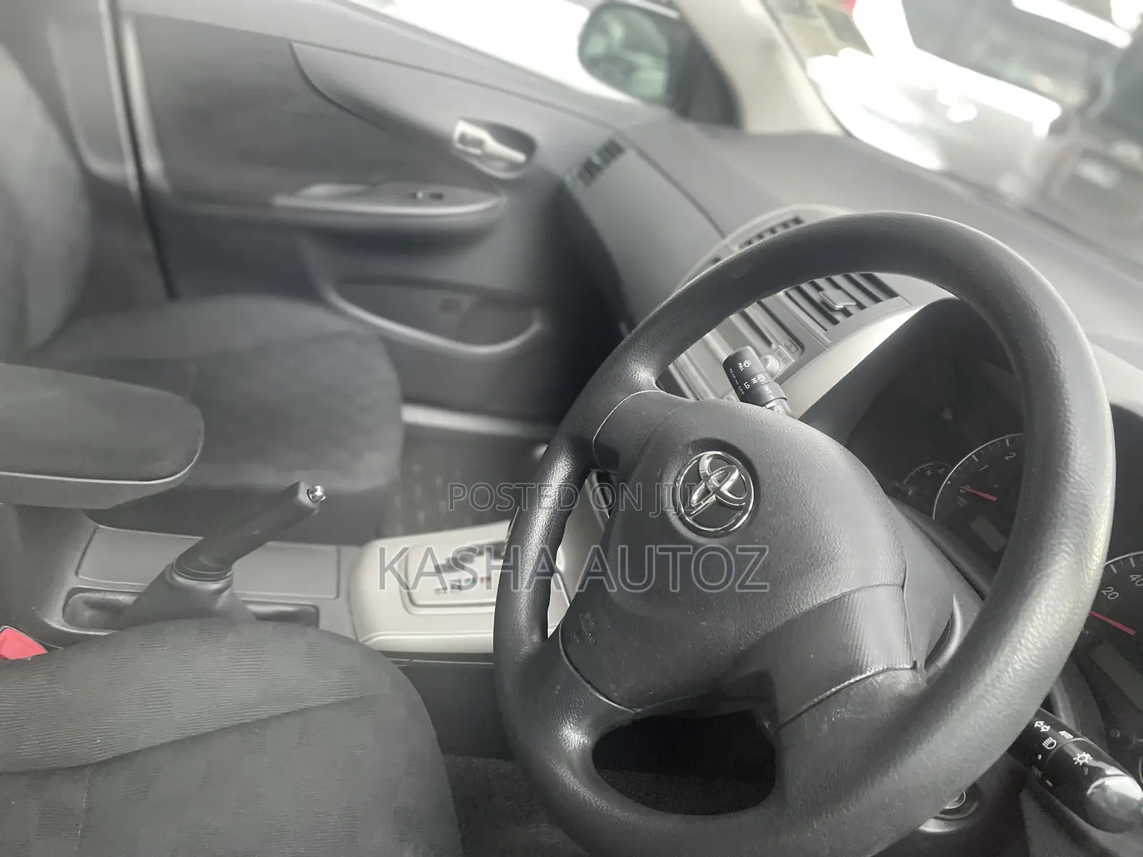 Toyota Corolla Fielder 2011 Silver