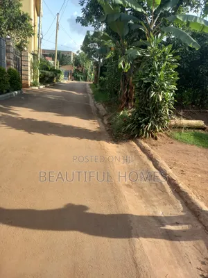 Kira Mamerito Road Plot for Sell