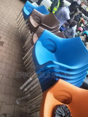 All Plastic Chairs/Plastic Chairs Steel Leged
