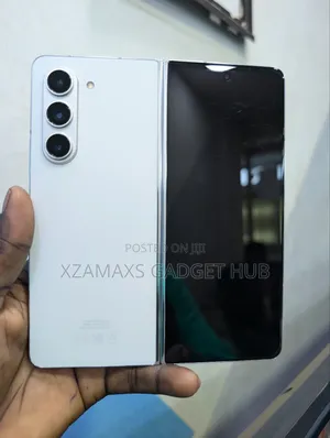 Samsung Galaxy Z Fold 5 256 GB Gold